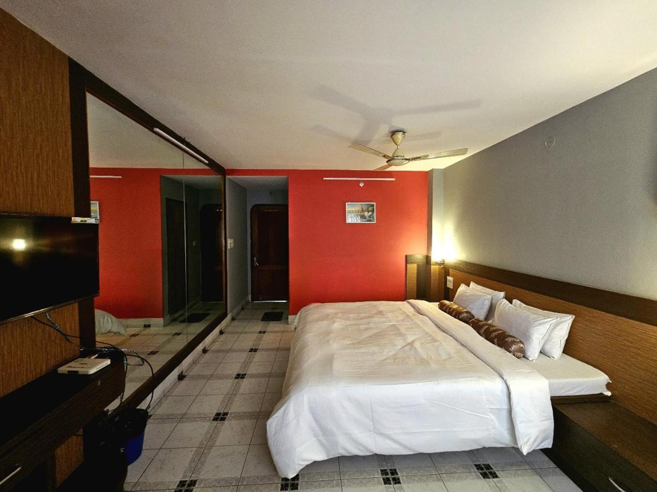 Hotel Vishal Shiliguri Exterior foto